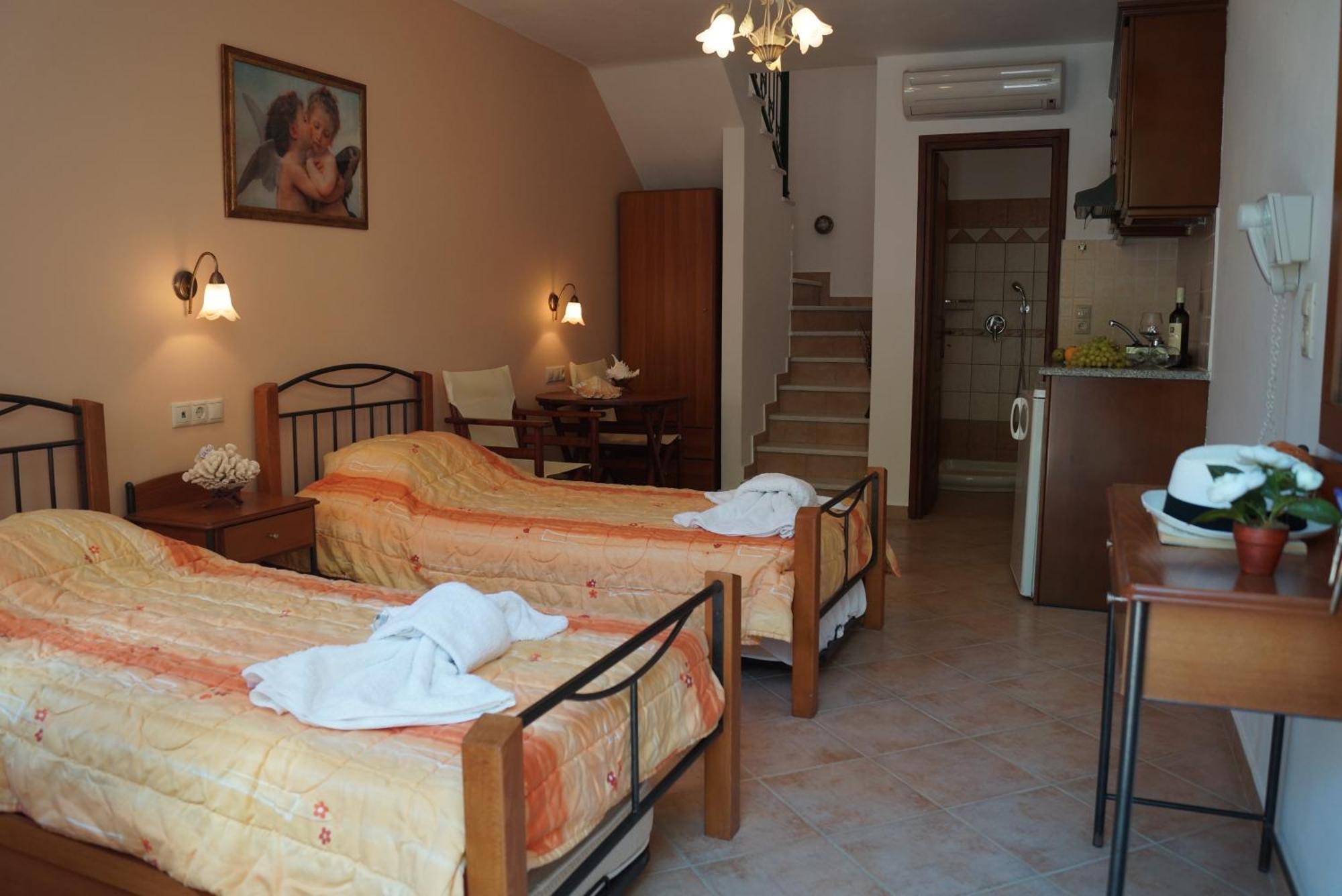 Maria'S Residence Agia Anna  ภายนอก รูปภาพ